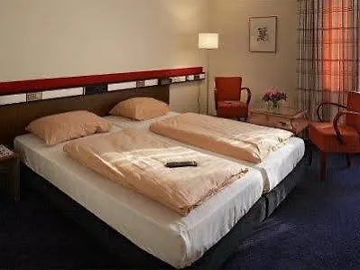Amrath Grand Szálloda 4*