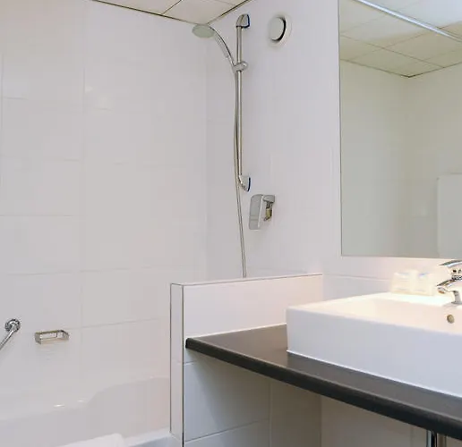 Amrath Grand هيلين